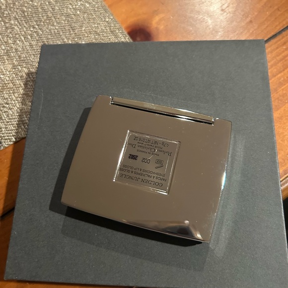 Dior Golden Jungle Eyeshadow and Lip Gloss Palette. This limited edition - Picture 3 of 6